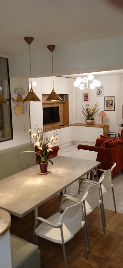 Liege 4420 Rue Jean Jaures 45 Grande Maison Joyeuse Avec Terrasse 30M2 Pour 8 Personnes Maximum Saint-Nicolas  ภายนอก รูปภาพ