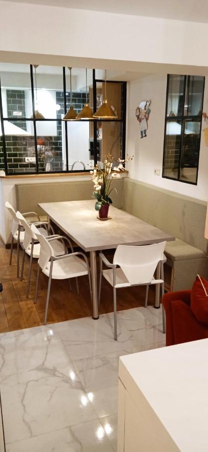 Liege 4420 Rue Jean Jaures 45 Grande Maison Joyeuse Avec Terrasse 30M2 Pour 8 Personnes Maximum Saint-Nicolas  ภายนอก รูปภาพ