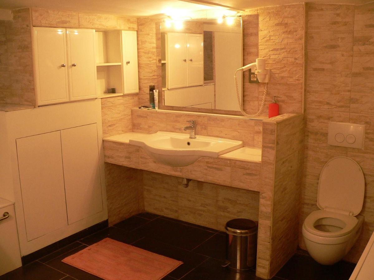 Liege 4420 Rue Jean Jaures 45 Grande Maison Joyeuse Avec Terrasse 30M2 Pour 8 Personnes Maximum Saint-Nicolas  ภายนอก รูปภาพ