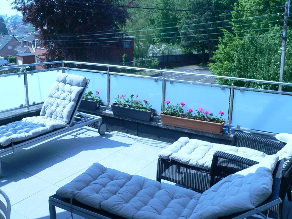 Liege 4420 Rue Jean Jaures 45 Grande Maison Joyeuse Avec Terrasse 30M2 Pour 8 Personnes Maximum Saint-Nicolas  ภายนอก รูปภาพ
