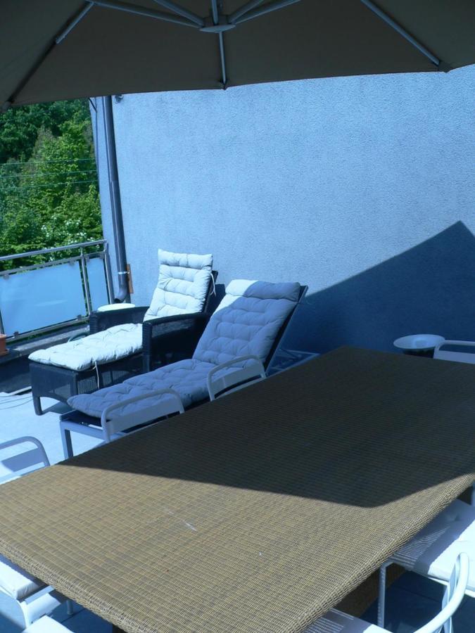 Liege 4420 Rue Jean Jaures 45 Grande Maison Joyeuse Avec Terrasse 30M2 Pour 8 Personnes Maximum Saint-Nicolas  ภายนอก รูปภาพ